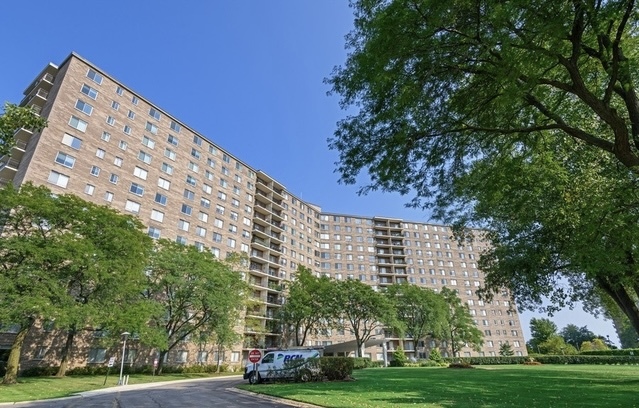 Condo for sale at 7141 N Kedzie Ave #912, Chicago, IL 60645 | MLS# 12765096