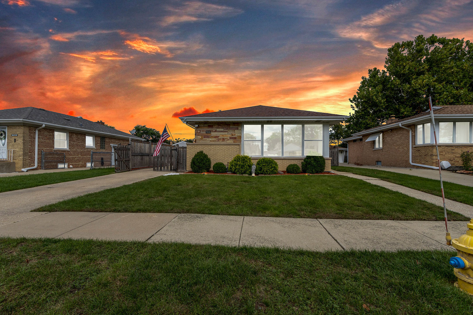 Single family home for sale at 7316 W Greenleaf St, Niles, IL 60714 | MLS# 12765818