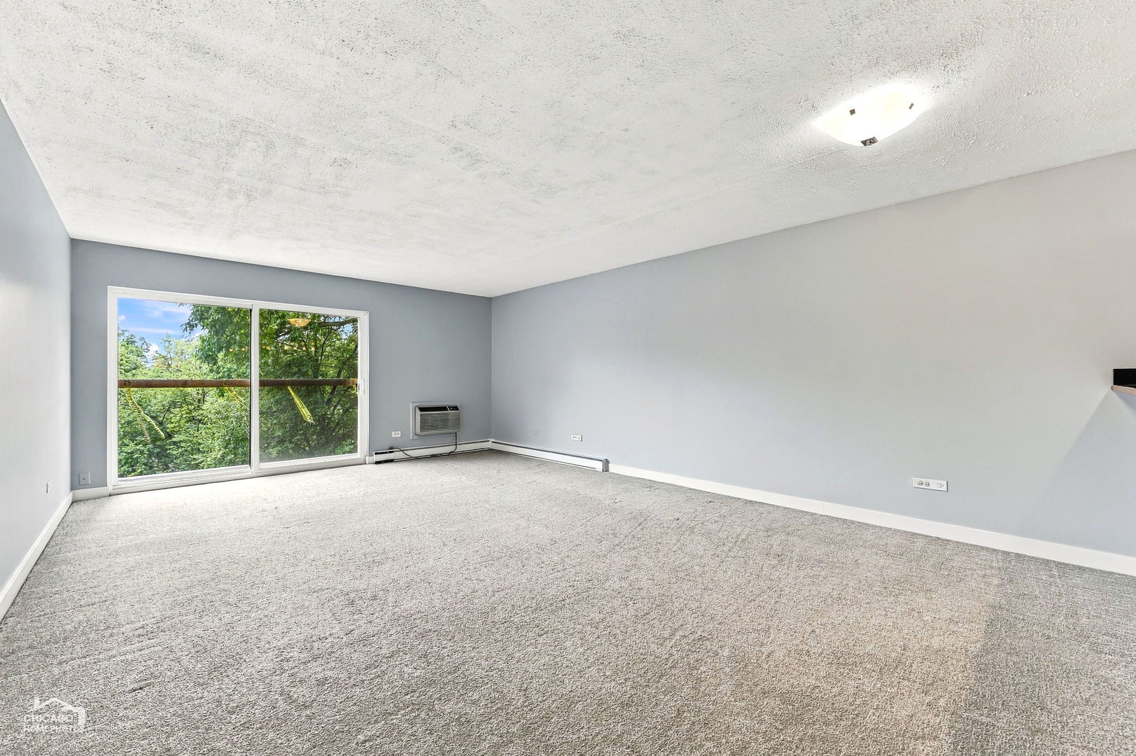 Photo 3 of Condo for sale at 250 Ridge Ave #4H, Evanston, IL 60202 | MLS# 12766222 | Listing updated on 2026-09-24