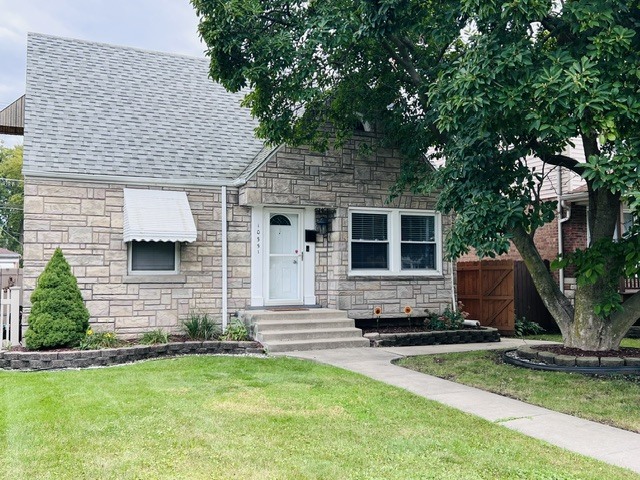 Single family home for sale at 10551 S Kedzie Ave, Chicago, IL 60655 | MLS# 12767013