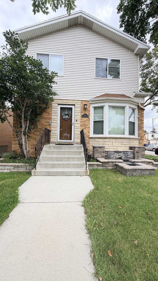 Single family home for sale at 5901 N Nagle Ave, Chicago, IL 60646 | MLS# 12767213