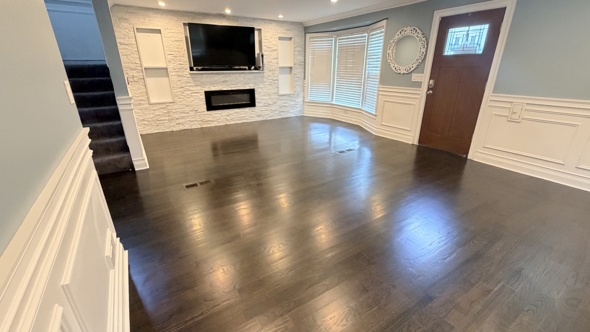 Photo 1 of Single family home for sale at 5901 N Nagle Ave, Chicago, IL 60646 | MLS# 12767213 | Listing updated on 2026-09-24