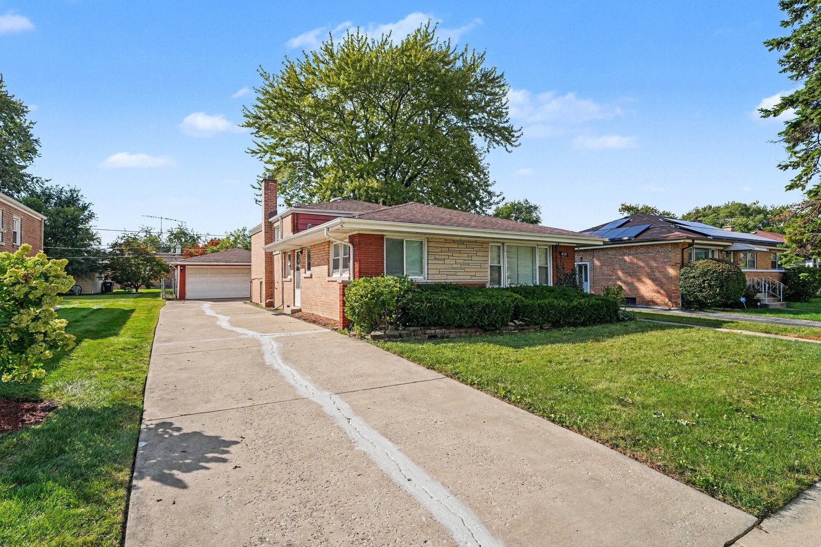 Photo 1 of Single family home for sale at 16518 Dobson Ave, South Holland, IL 60473 | MLS# 12767229 | Listing updated on 2026-09-24