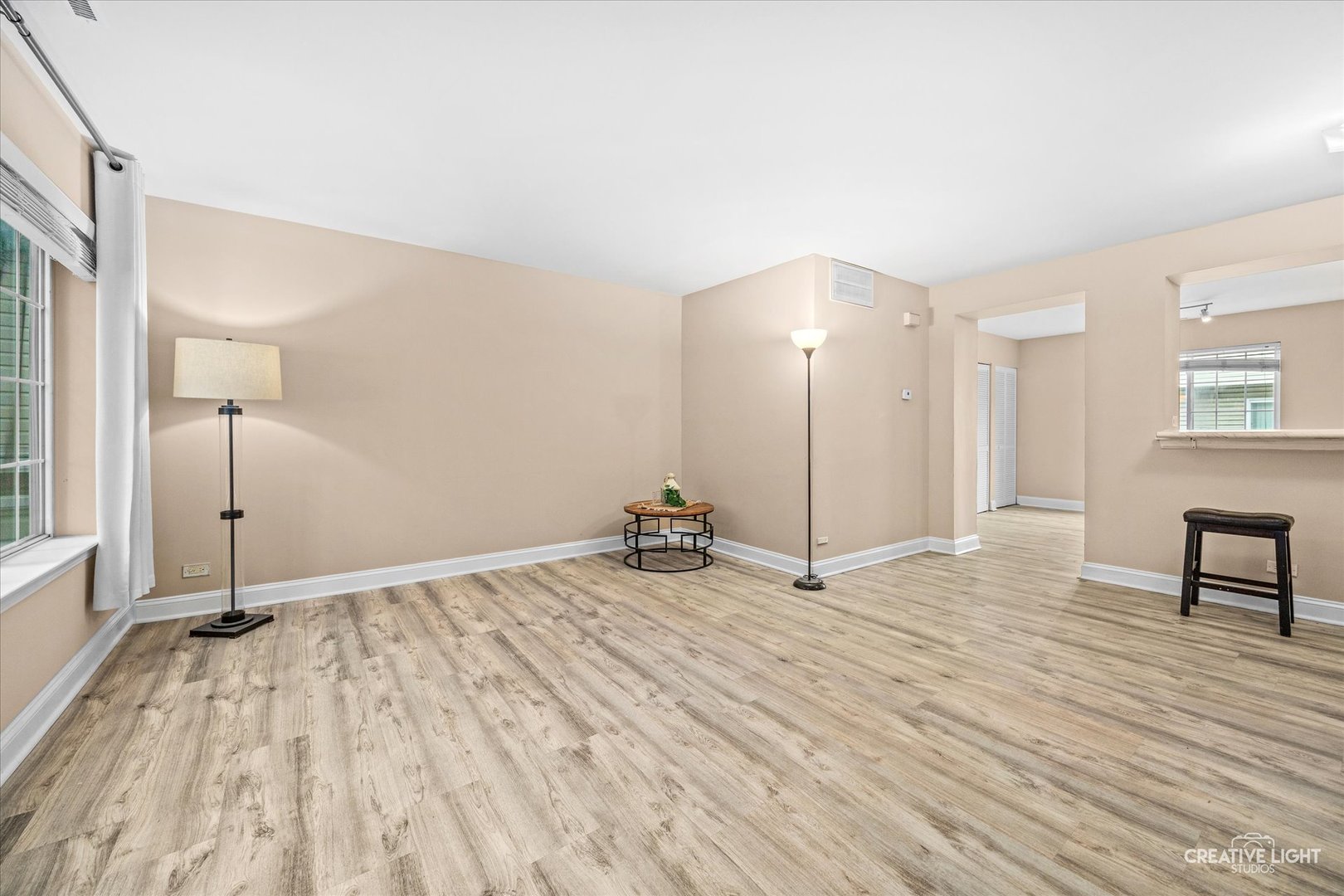 Photo 3 of Townhouse for sale at 6292 Fremont Dr, Hanover Park, IL 60133 | MLS# 12768129 | Listing updated on 2026-09-24