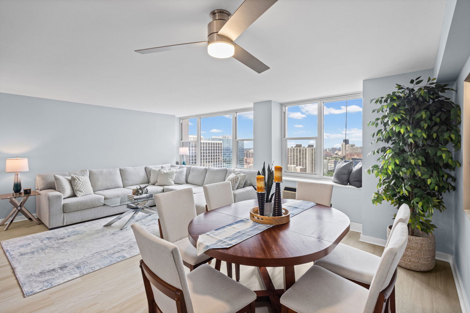 Photo 4 of Condo for sale at 4250 N Marine Dr #2730, Chicago, IL 60613 | MLS# 12768195 | Listing updated on 2026-09-24