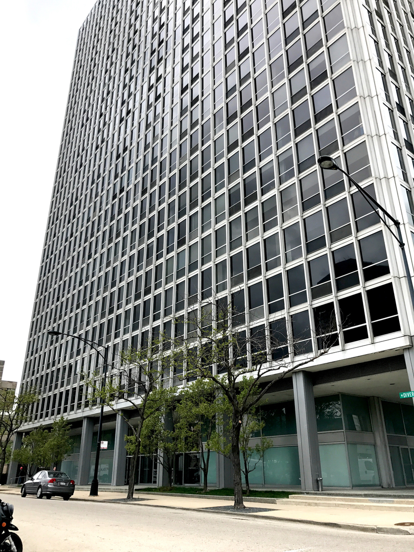 Condo for sale at 330 W Diversey Pkwy #807-809, Chicago, IL 60657 | MLS# 12768504