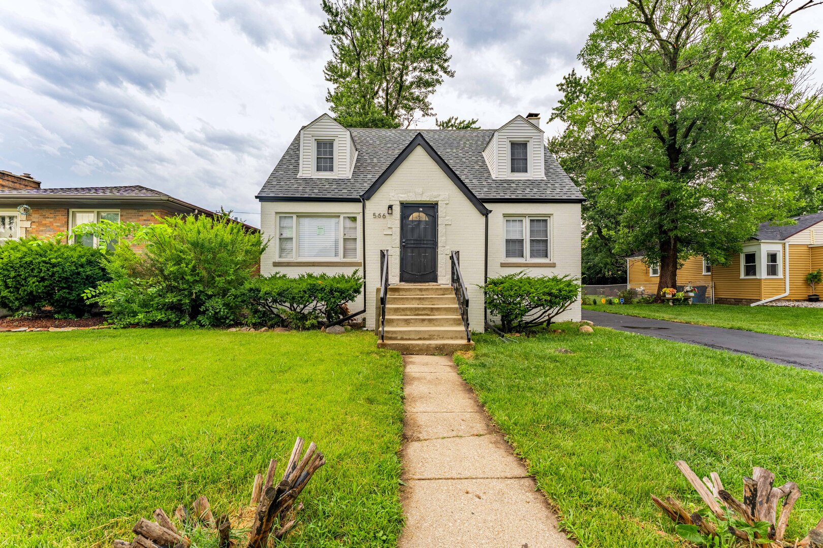 Single family home for sale at 566 Hirsch Ave, Calumet City, IL 60409 | MLS# 12768586