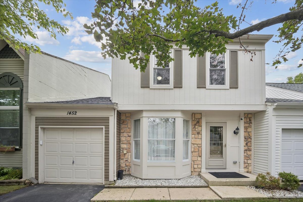 Photo 1 of Townhouse for sale at 1452 N Chelsea Ave, Palatine, IL 60067 | MLS# 12768591 | Listing updated on 2026-09-24