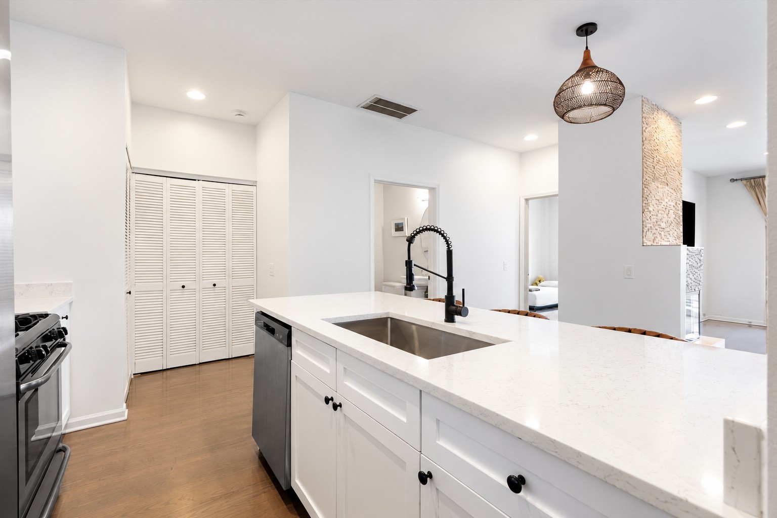 Photo 3 of Condo for sale at 2040 W Belmont Ave #405, Chicago, IL 60618 | MLS# 12768636 | Listing updated on 2026-09-24