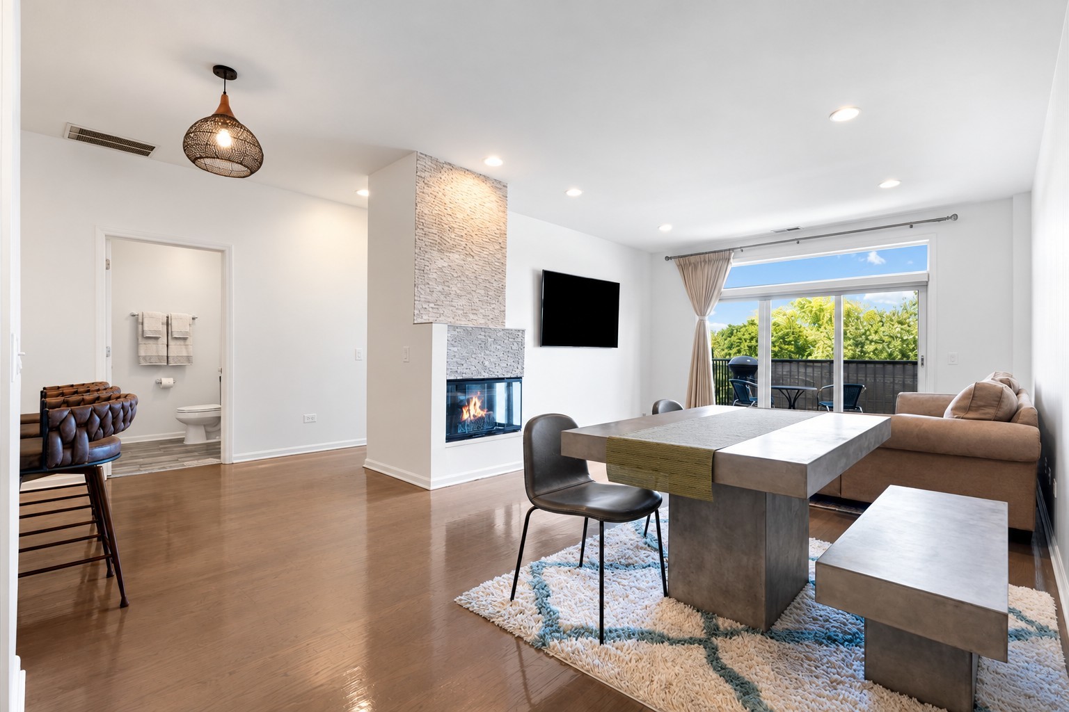 Photo 2 of Condo for sale at 2040 W Belmont Ave #405, Chicago, IL 60618 | MLS# 12768636 | Listing updated on 2026-09-24