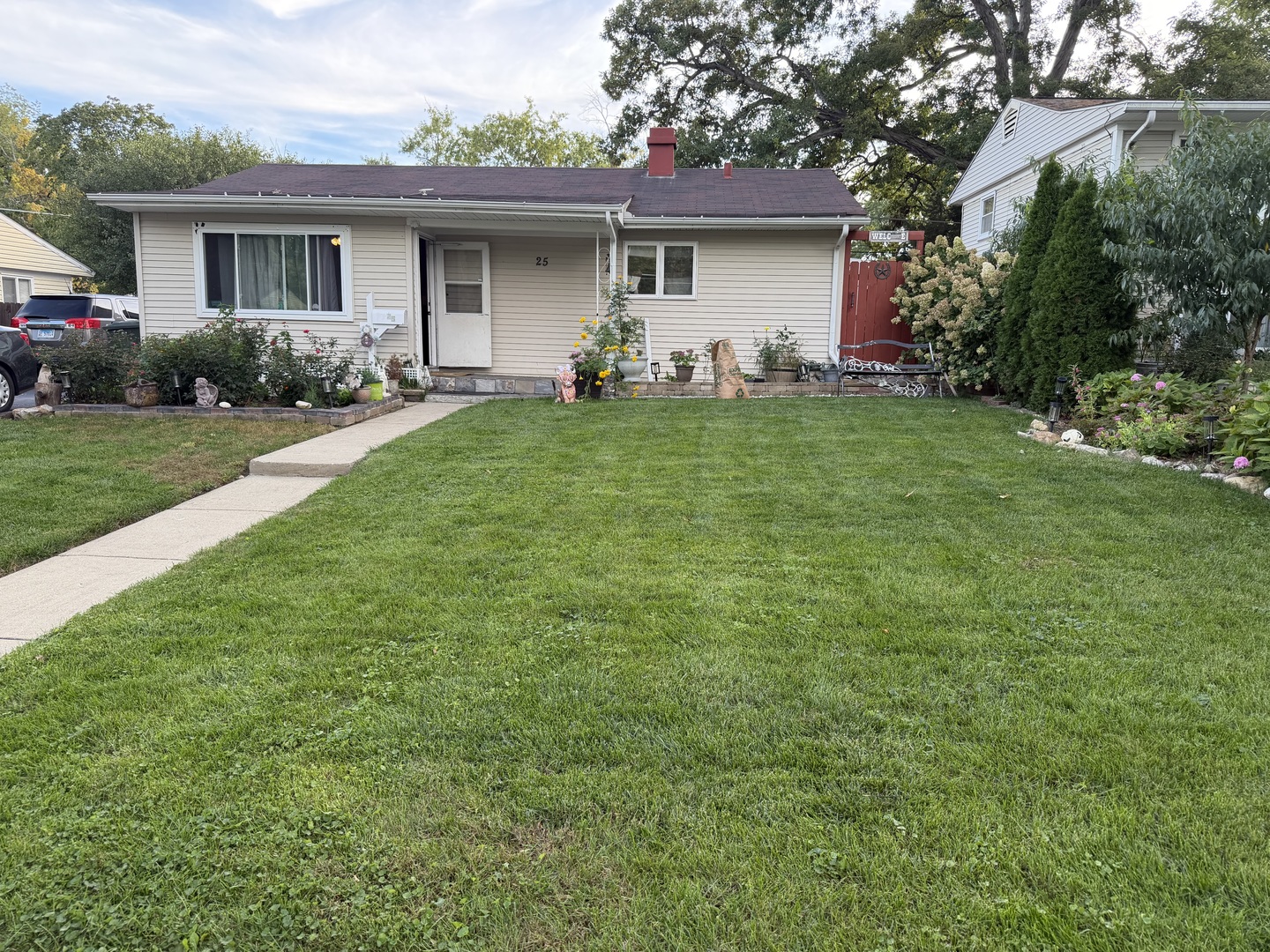Single family home for sale at 25 Meadowlark Ln, Carpentersville, IL 60110 | MLS# 12772761