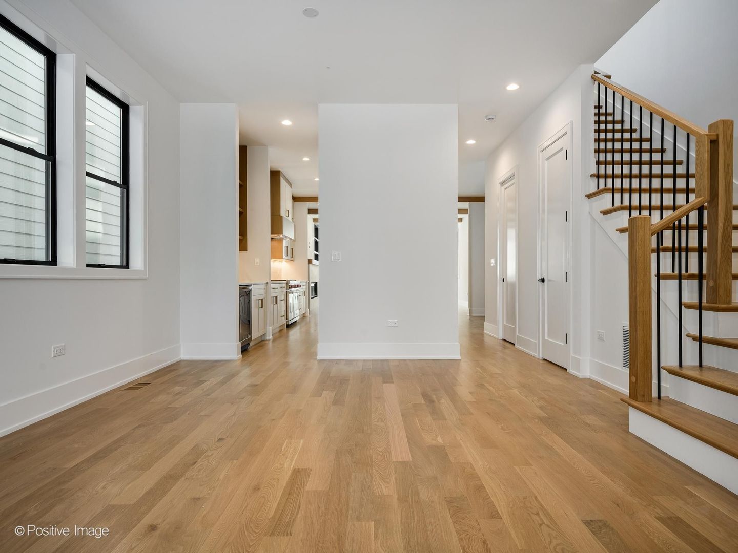 Photo 2 of Single family home for sale at 2712 N Magnolia Ave, Chicago, IL 60614 | MLS# 12775383 | Listing updated on 2026-10-07