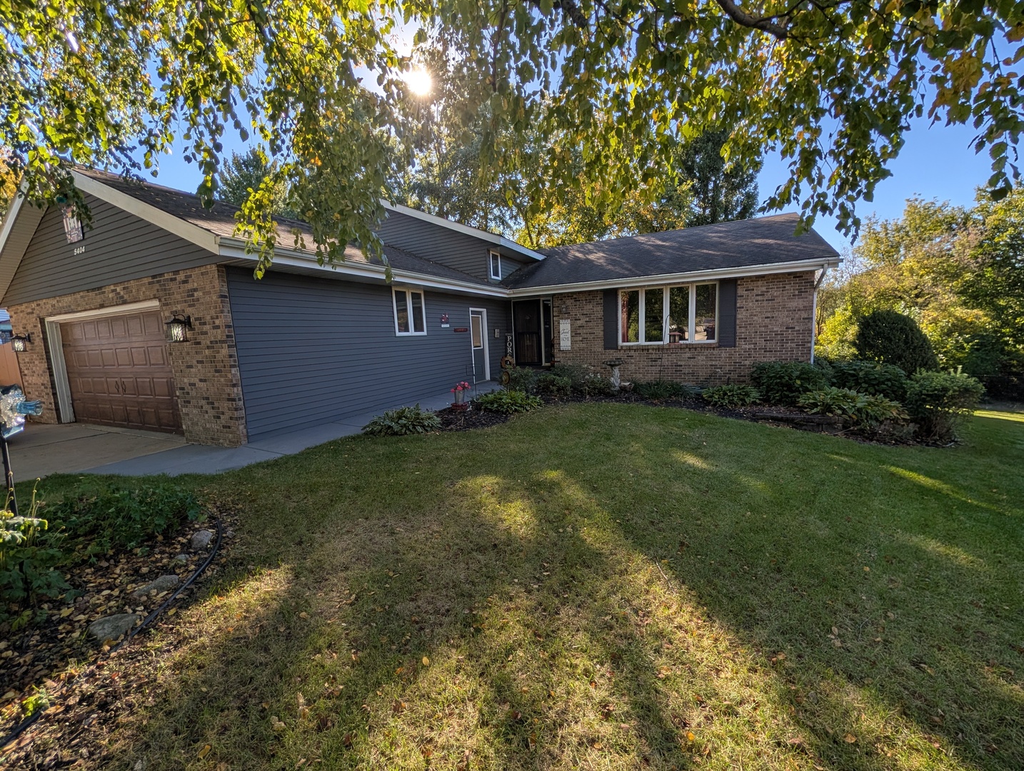 Single family home for sale at 5404 Chapel Hl Ct, Rockford, IL 61114 | MLS# 12775785