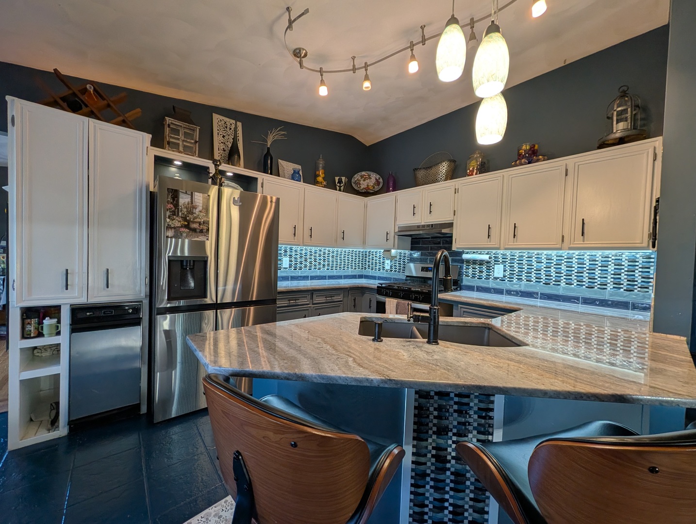 Photo 4 of Single family home for sale at 5404 Chapel Hl Ct, Rockford, IL 61114 | MLS# 12775785 | Listing updated on 2026-10-07