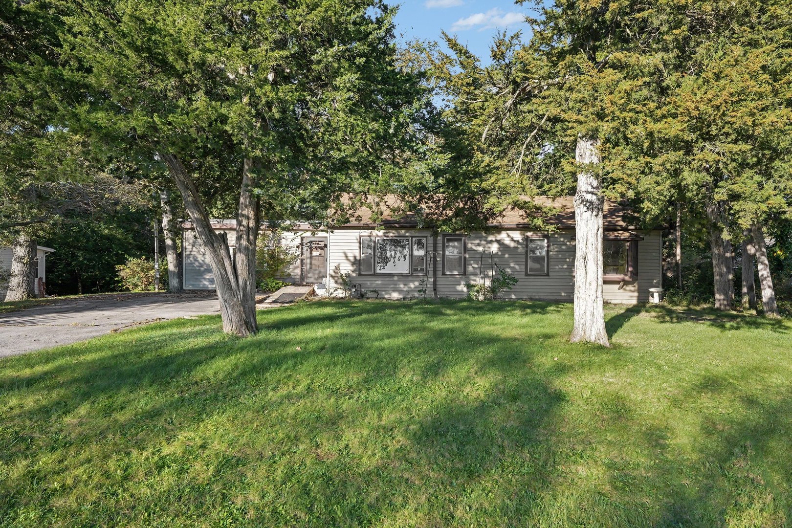Single family home for sale at 3757 E 2603rd Road, Sheridan, IL 60551 | MLS# 12792159