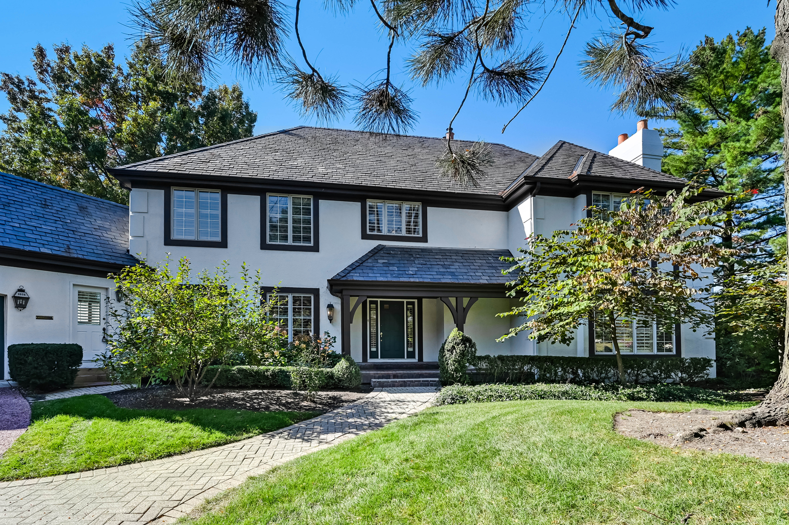 Photo 1 of Single family home for sale at 1604 Burr Ridge Clb, Burr Ridge, IL 60527 | MLS# 12792188 | Listing updated on 2026-10-23