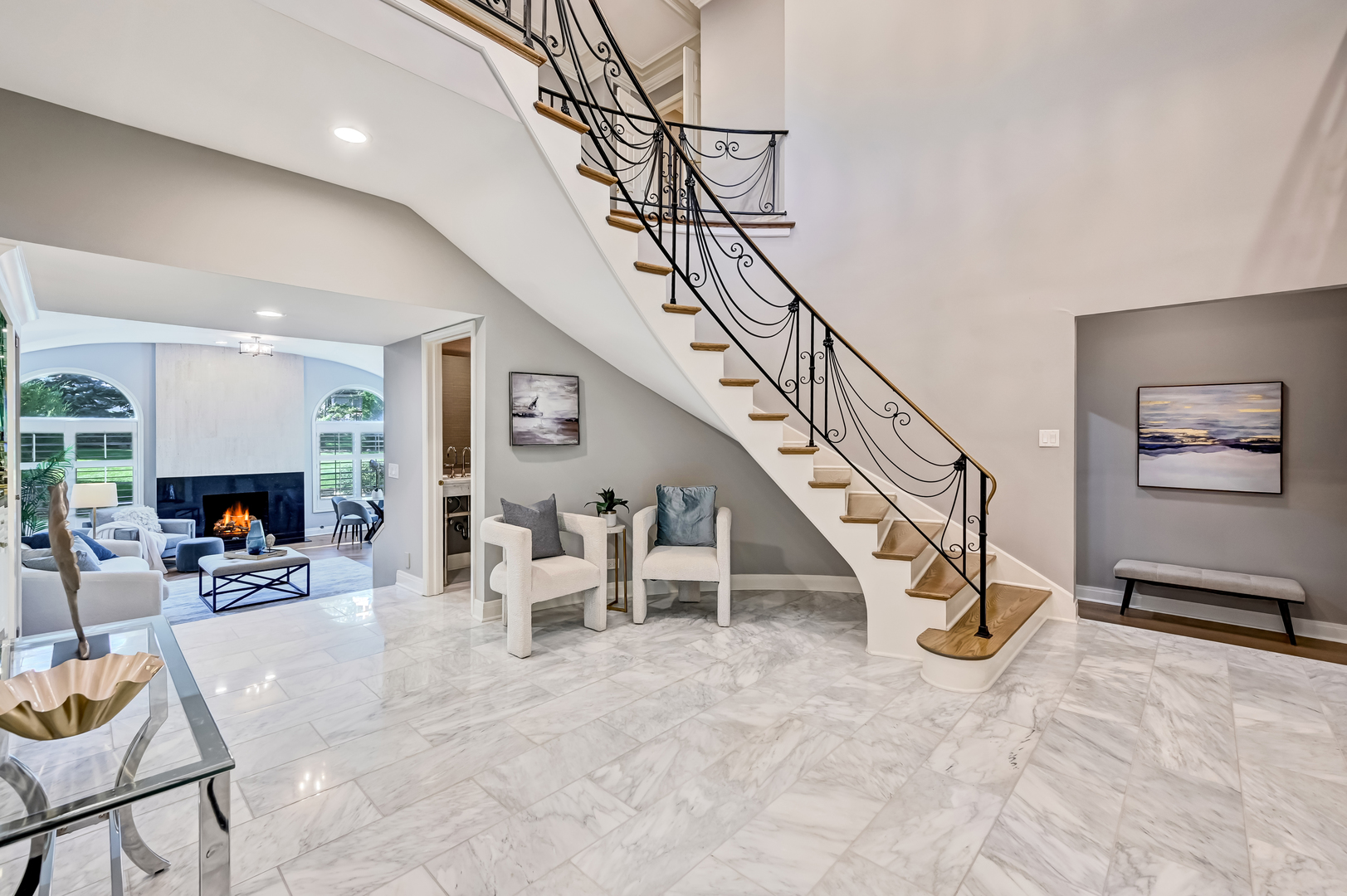 Photo 2 of Single family home for sale at 1604 Burr Ridge Clb, Burr Ridge, IL 60527 | MLS# 12792188 | Listing updated on 2026-10-23