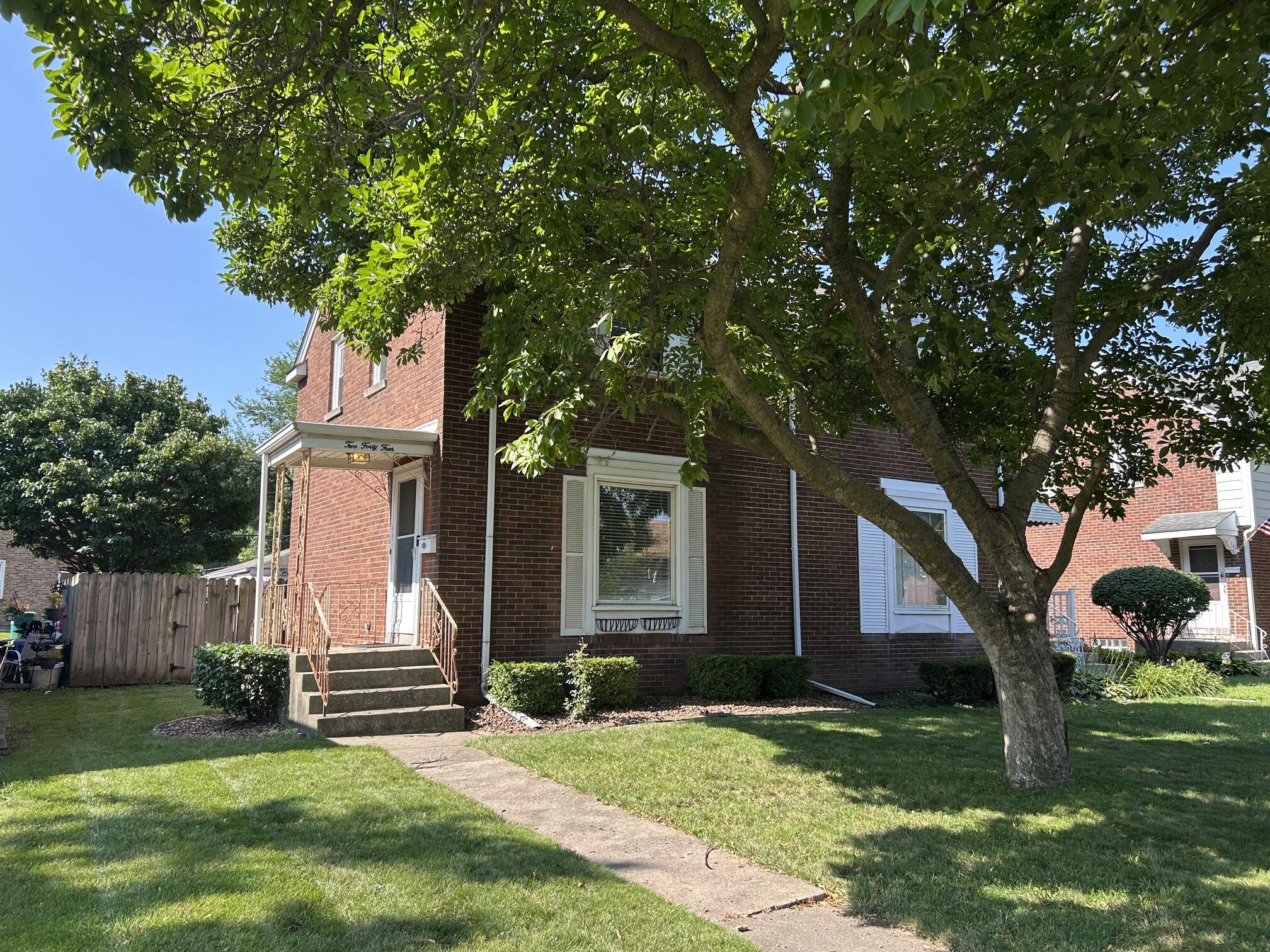 Photo 1 of Sale Pending at 244 Broadmoor Ave, Munster, IN 46321 | MLS# 843377 | Listing updated on 2026-09-21