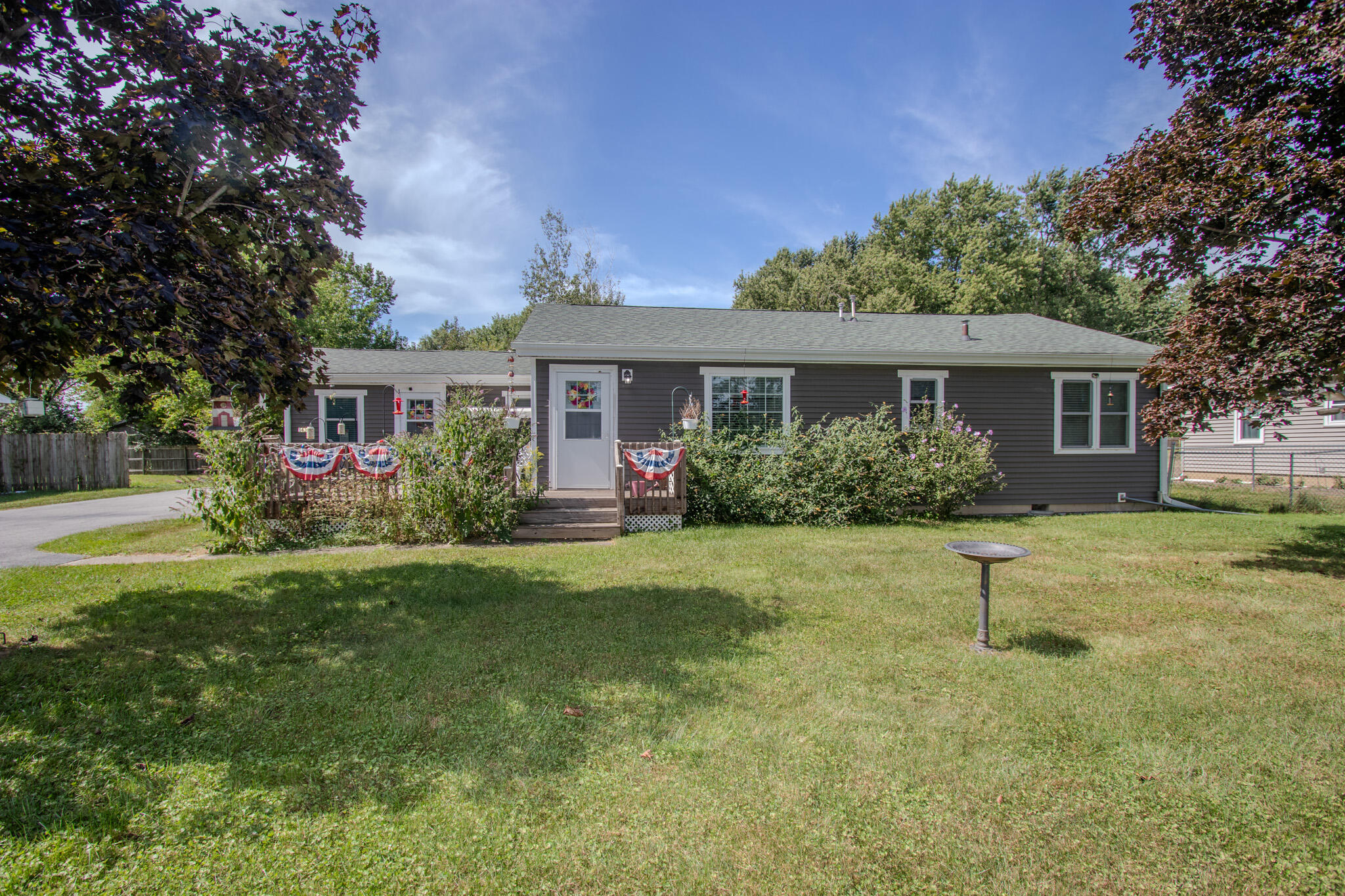 Single family home for sale at 1430 N Veden Rd, Chesterton, IN 46304 | MLS# 845085