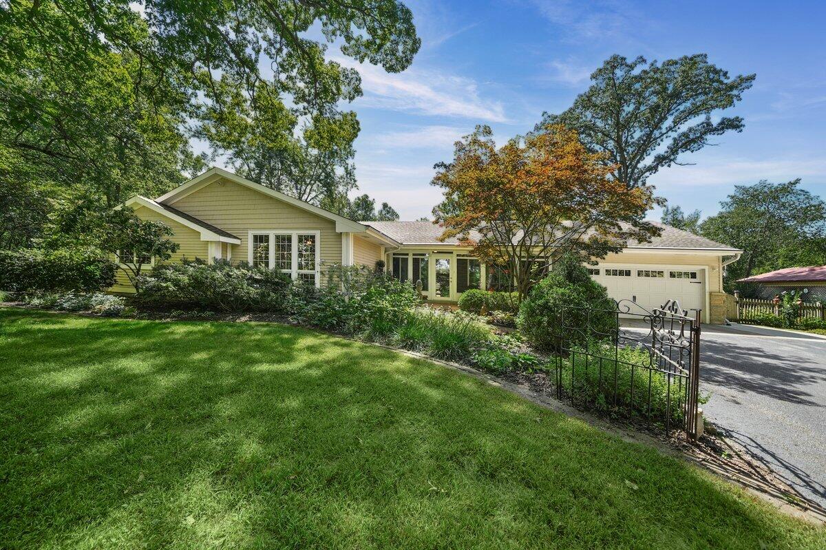 Single family home for sale at 8811 Ainsworth Rd, Hobart, IN 46342 | MLS# 845234