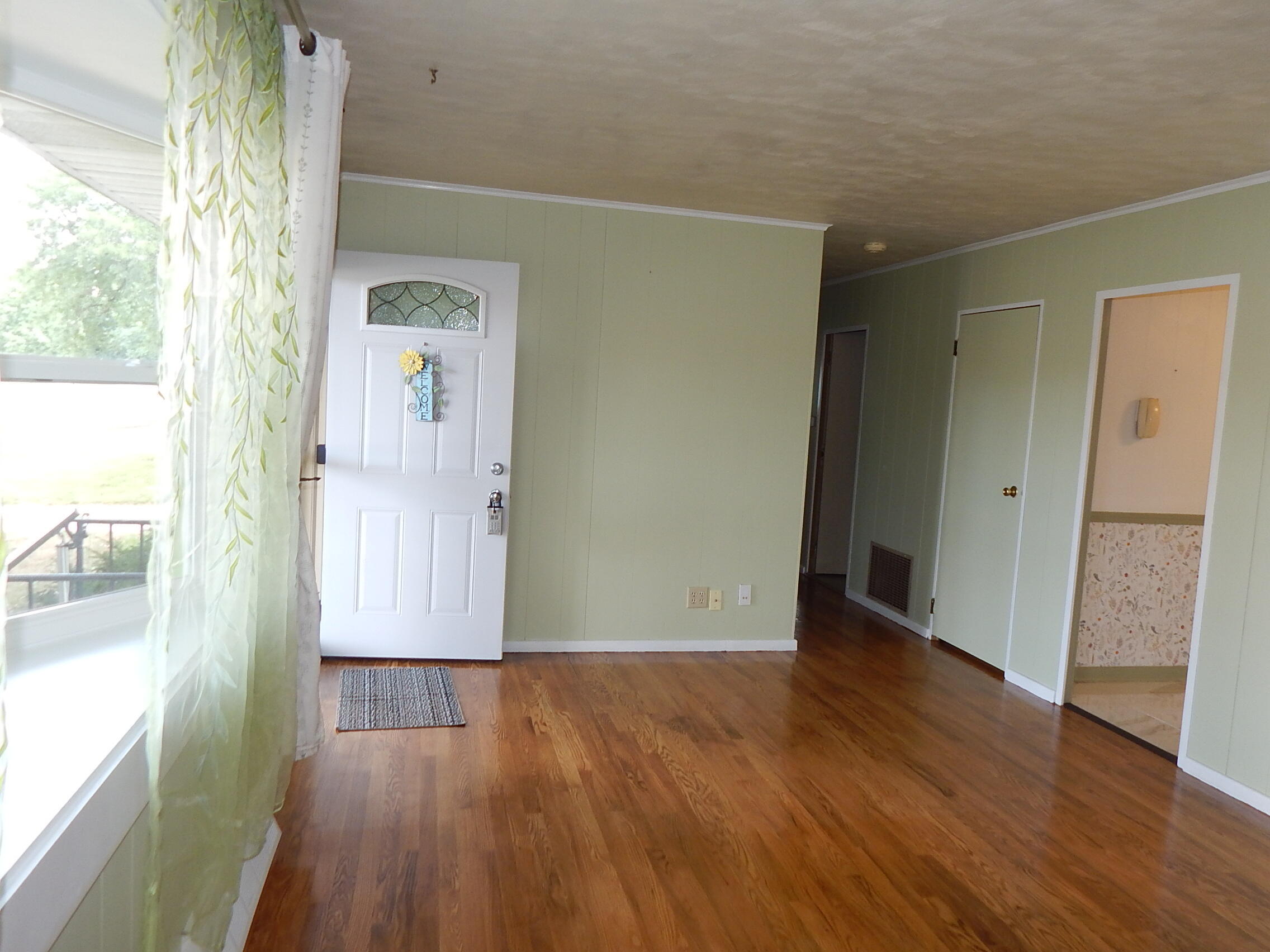 Photo 2 of Single family home for sale at 1009 W Coolspring Ave, Michigan City, IN 46360 | MLS# 845270 | Listing updated on 2026-09-21