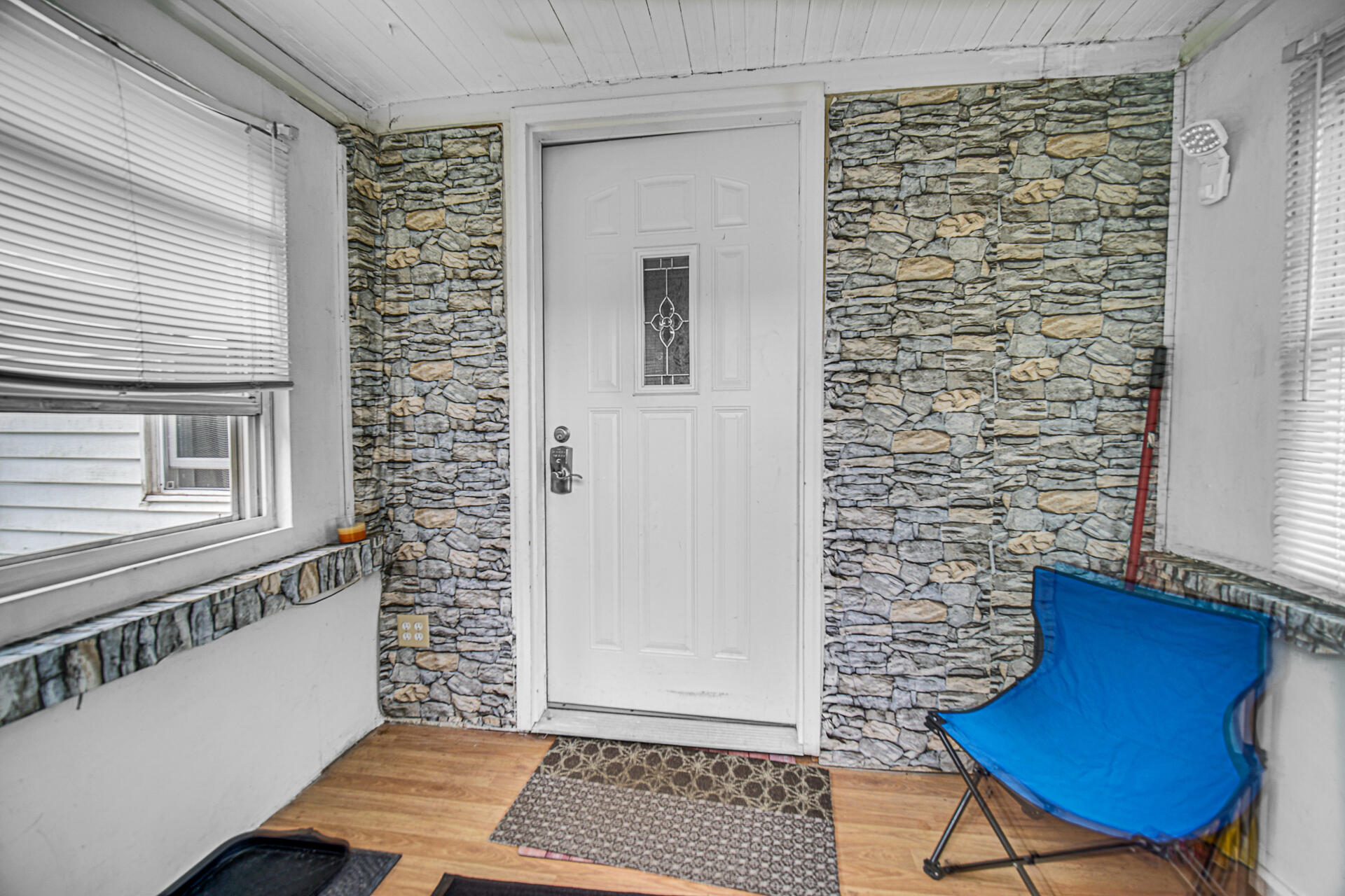 Photo 3 of Single family home for sale at 1290 Old Porter Rd, Chesterton, IN 46304 | MLS# 845395 | Listing updated on 2026-09-21