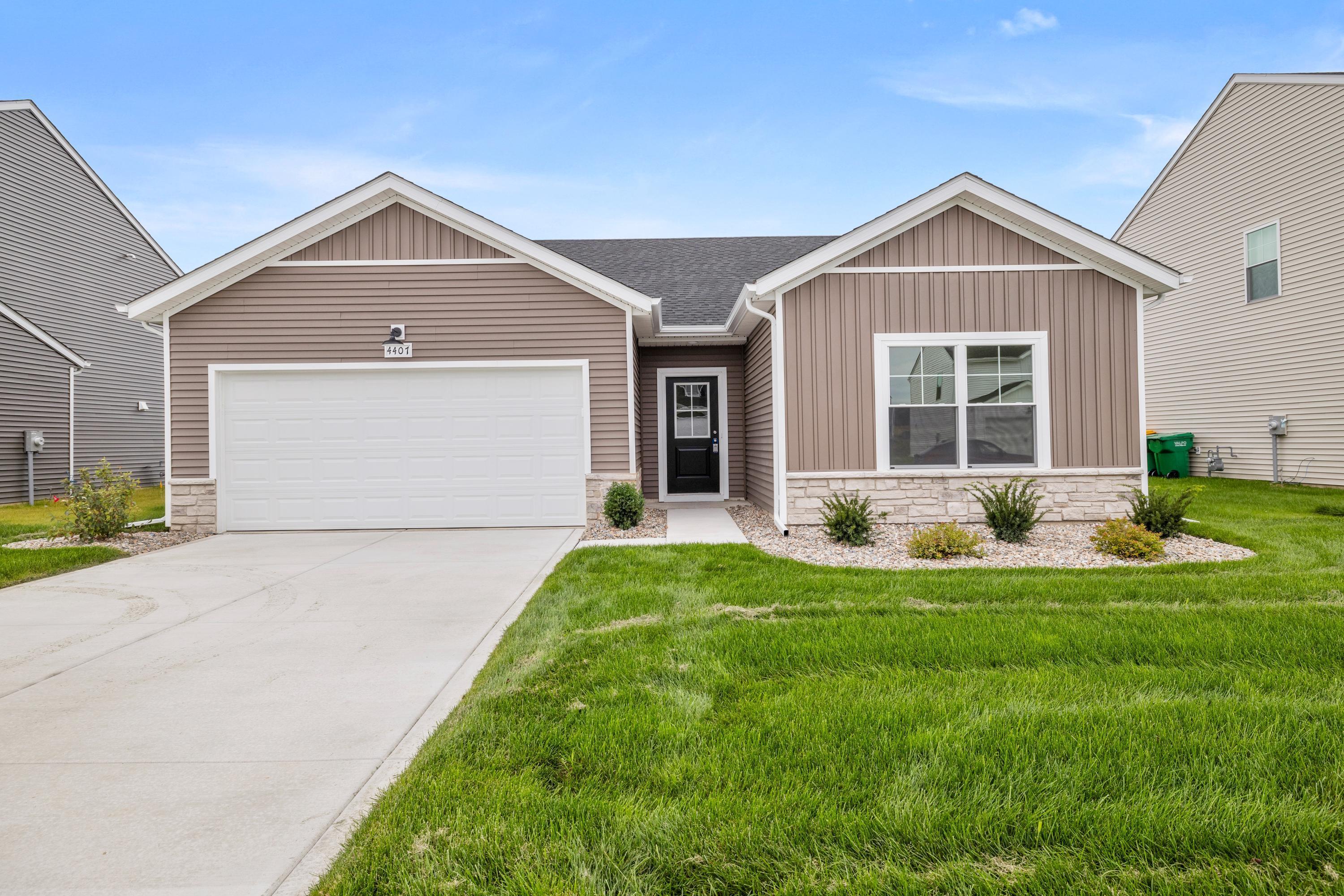 Photo 2 of Single family home for sale at 4407 Goldfinch Ave, Valparaiso, IN 46385 | MLS# 845834 | Listing updated on 2026-10-09