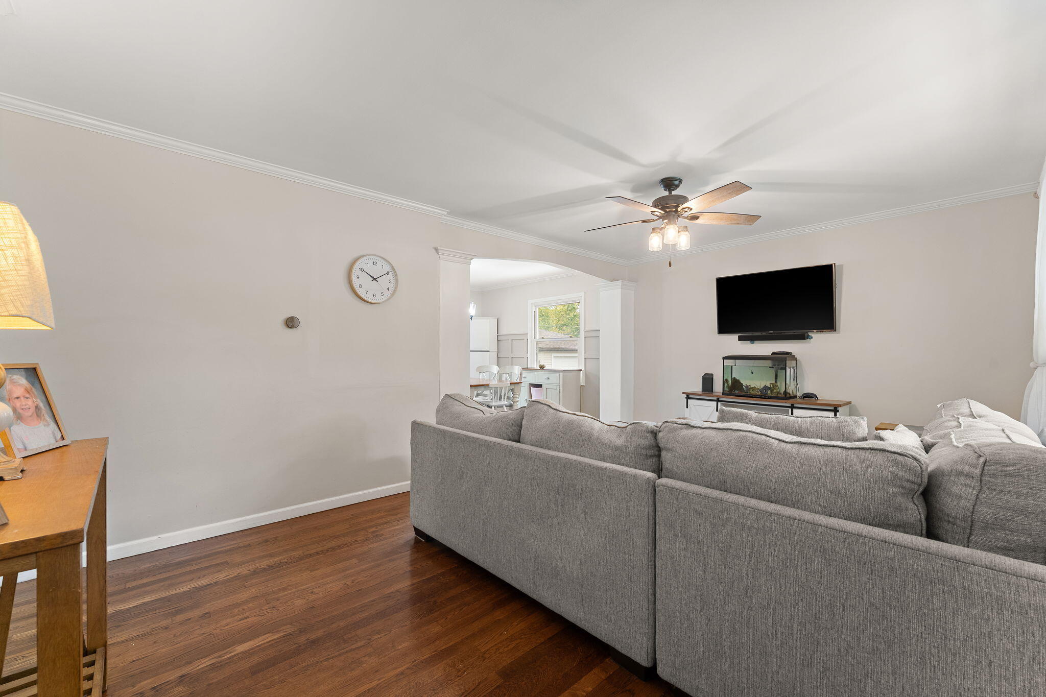 Photo 3 of Single family home for sale at 919 E Crestview Ct, Crown Point, IN 46307 | MLS# 847325 | Listing updated on 2026-10-25