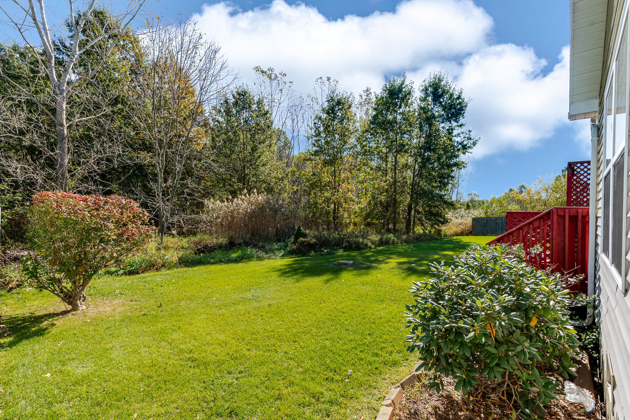 Photo 2 of Single family home for sale at 1431 Maximilian Dr, Chesterton, IN 46304 | MLS# 847317 | Listing updated on 2026-10-24