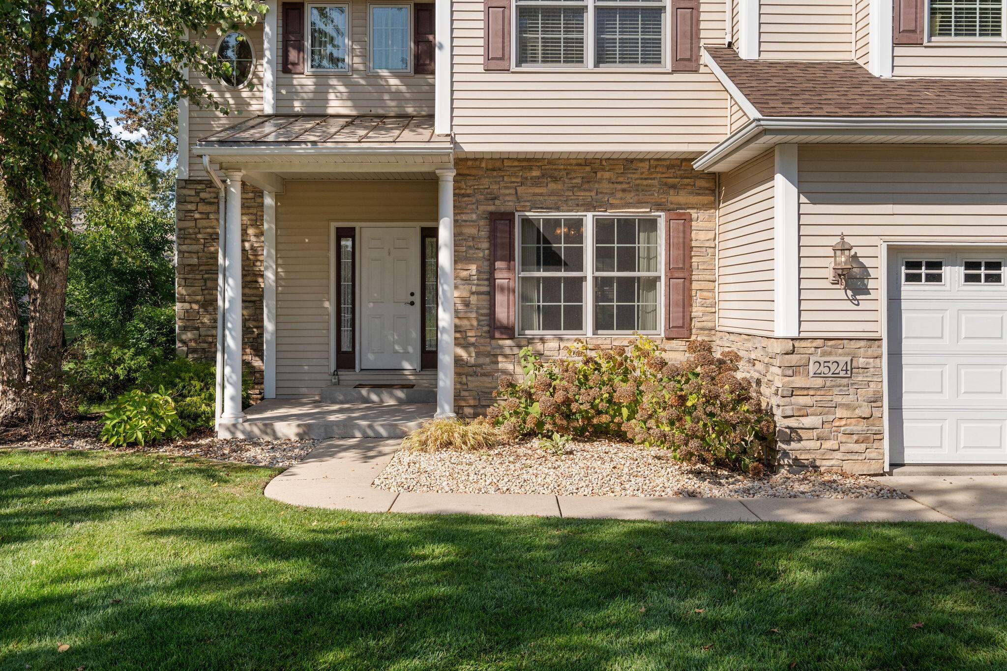 Photo 1 of Single family home for sale at 2524 Hilfiger Dr, Chesterton, IN 46304 | MLS# 847303 | Listing updated on 2026-10-25
