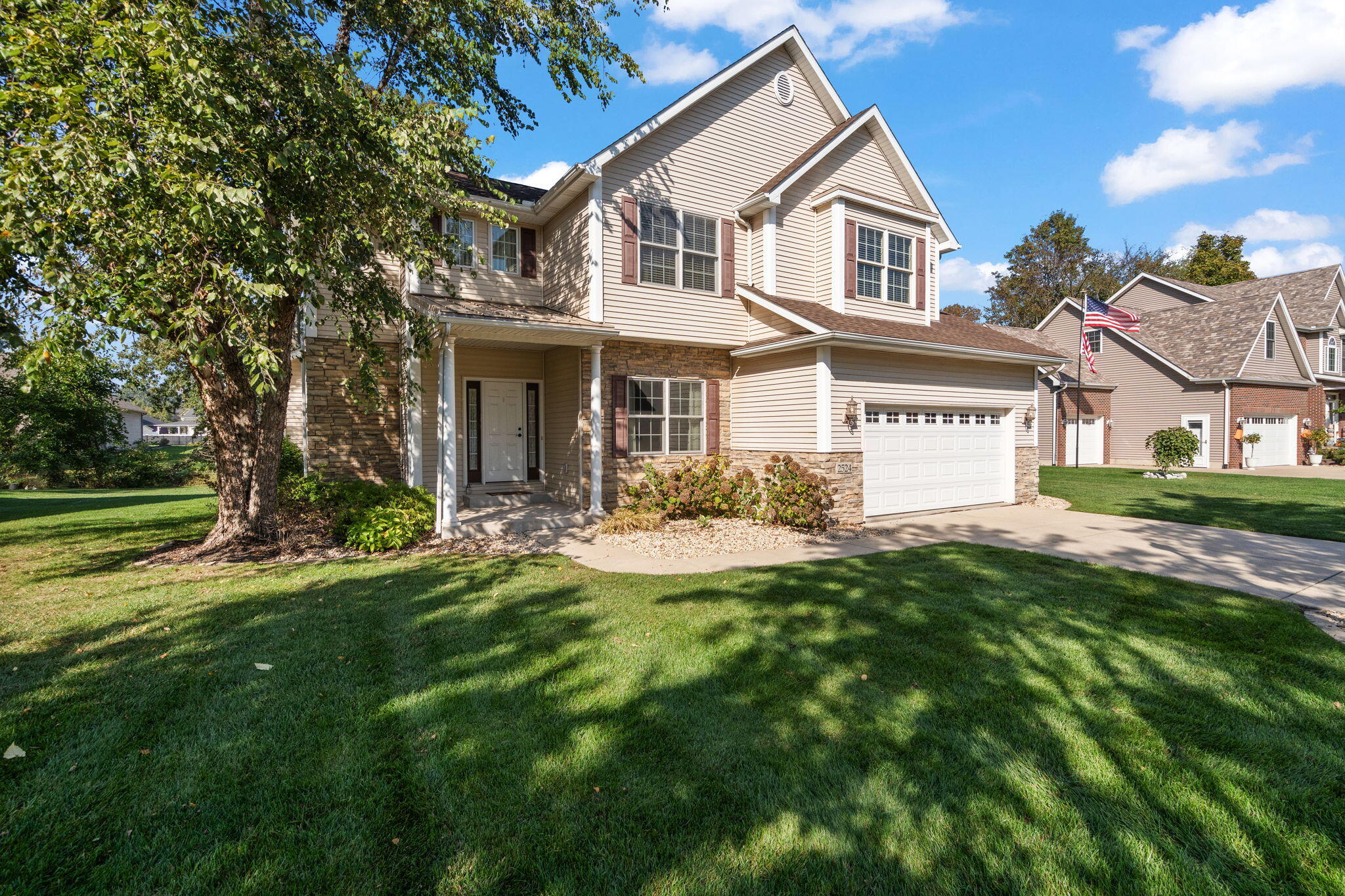 Photo 2 of Single family home for sale at 2524 Hilfiger Dr, Chesterton, IN 46304 | MLS# 847303 | Listing updated on 2026-10-25
