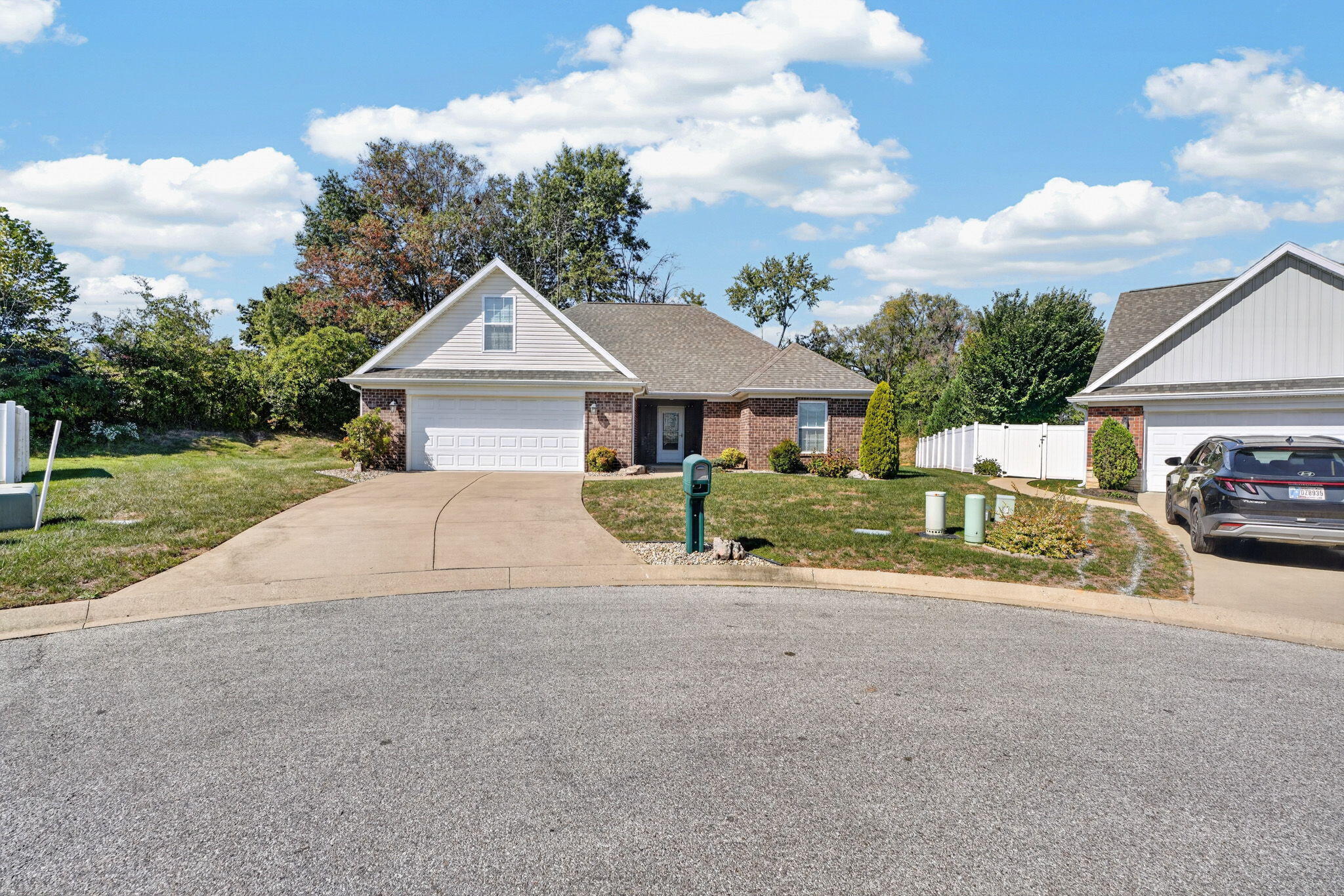 Photo 1 of Single family home for sale at 3610 Yankee Dr, Evansville, IN 47725 | MLS# 847334 | Listing updated on 2026-10-25