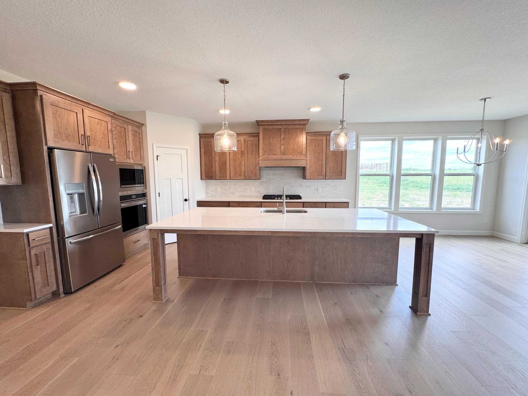 Photo 3 of Townhouse for sale at 18661 Icebox Ln, Lakeville, MN 55044 | MLS# 6802553 | Listing updated on 2026-09-24