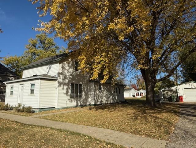 Photo 3 of Single family home for sale at 306 E Front St E, Fulda, MN 56131 | MLS# 6807134 | Listing updated on 2026-09-21