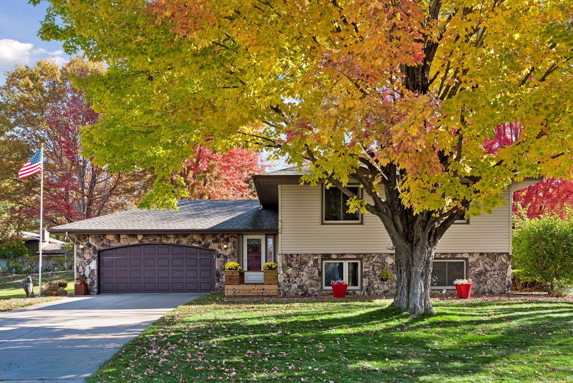 Photo 2 of Single family home for sale at 7102 Annapolis Ln N, Maple Grove, MN 55311 | MLS# 7014012 | Listing updated on 2026-10-23