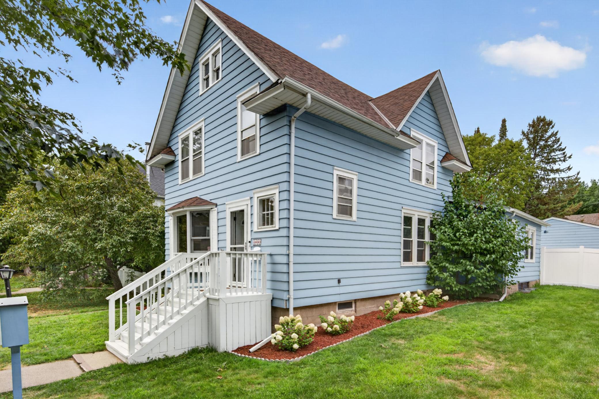 Single family home for sale at 1033 Armstrong Ave, Saint Paul, MN 55102 | MLS# 7033990