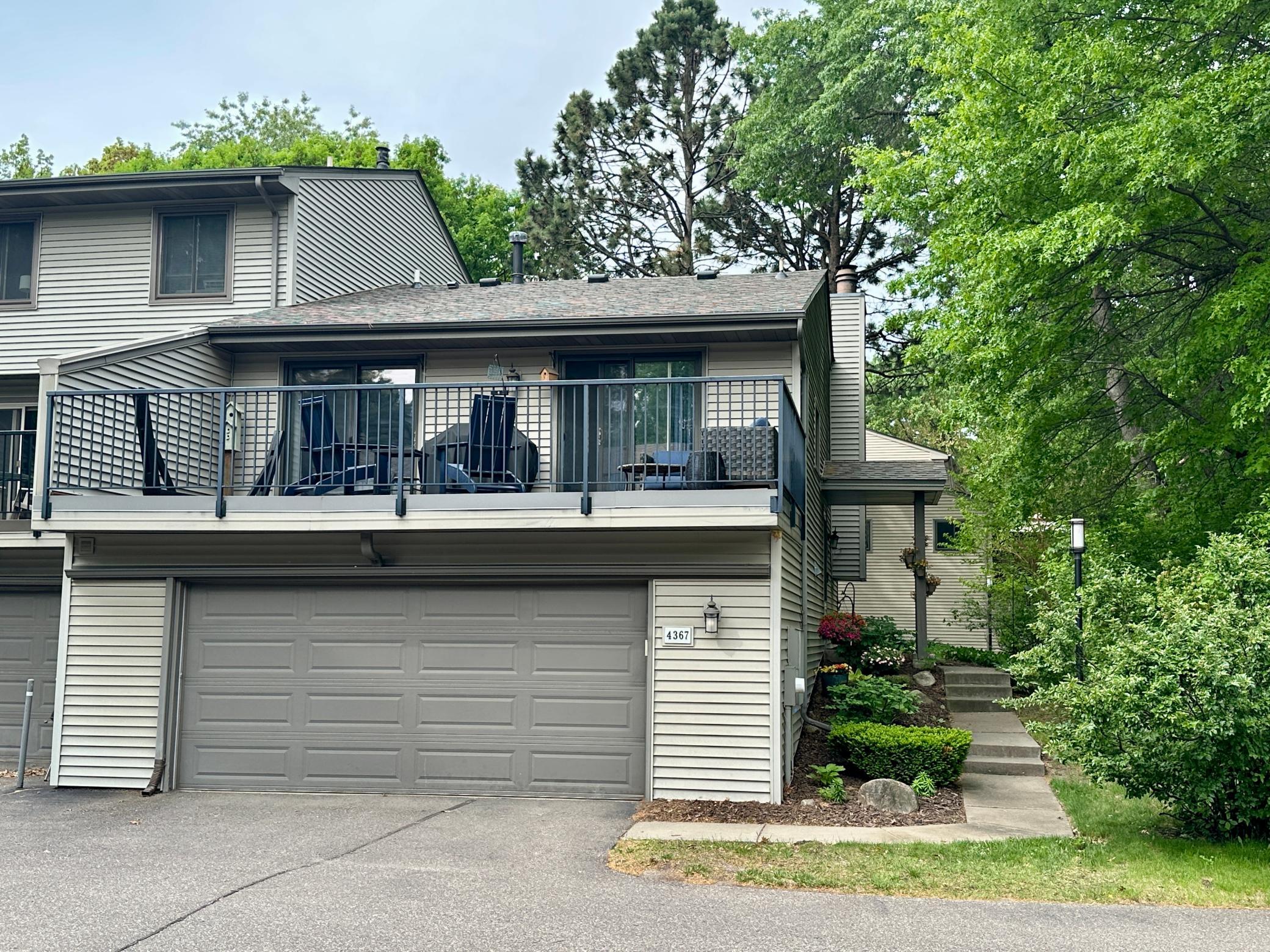 Photo 2 of Single family home for sale at 4367 Arden View Ct, Saint Paul, MN 55112 | MLS# 7062610 | Listing updated on 2026-09-21