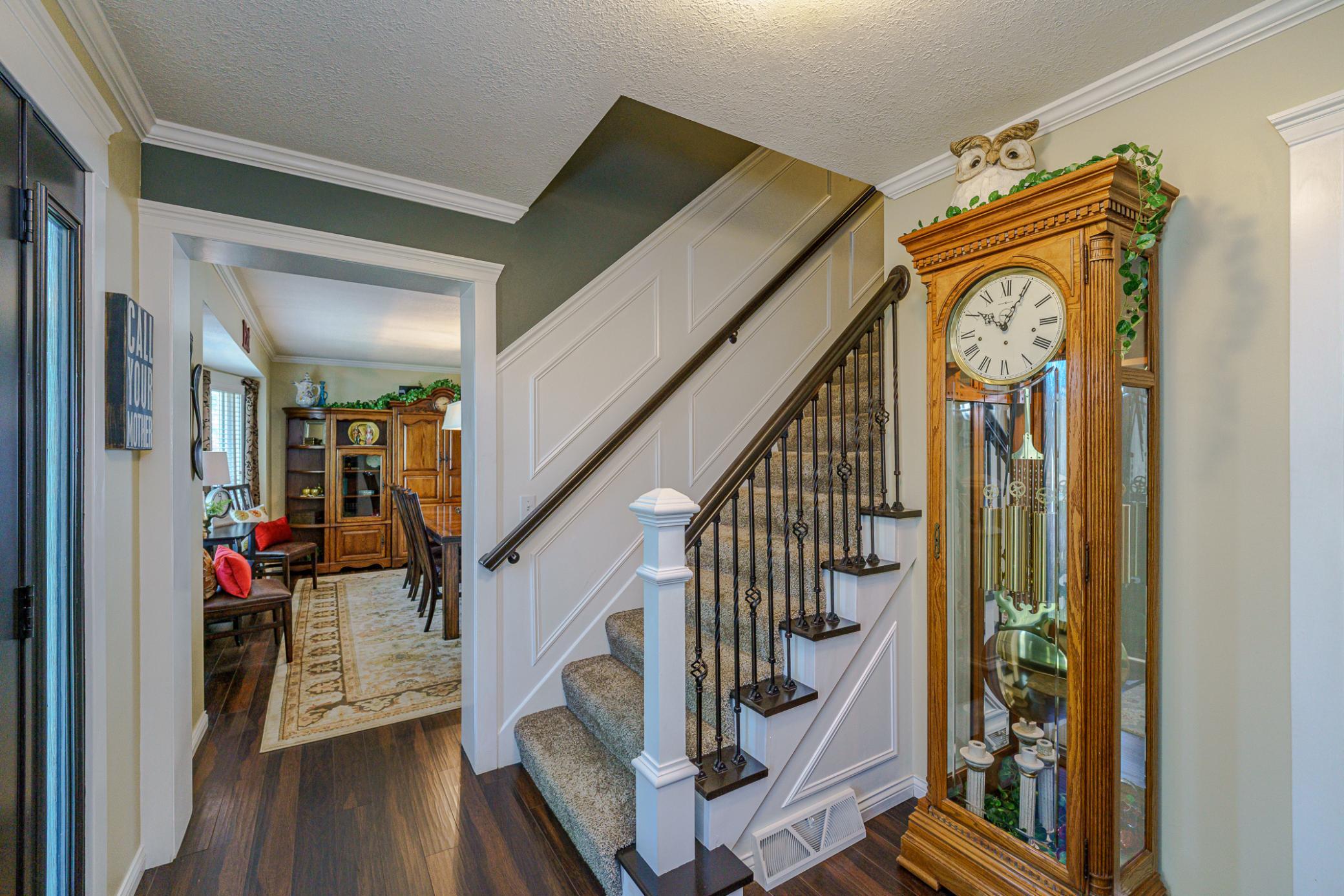 Photo 4 of Sale Pending at 613 Chicago Dr, Burnsville, MN 55306 | MLS# 7064189 | Listing updated on 2026-09-21