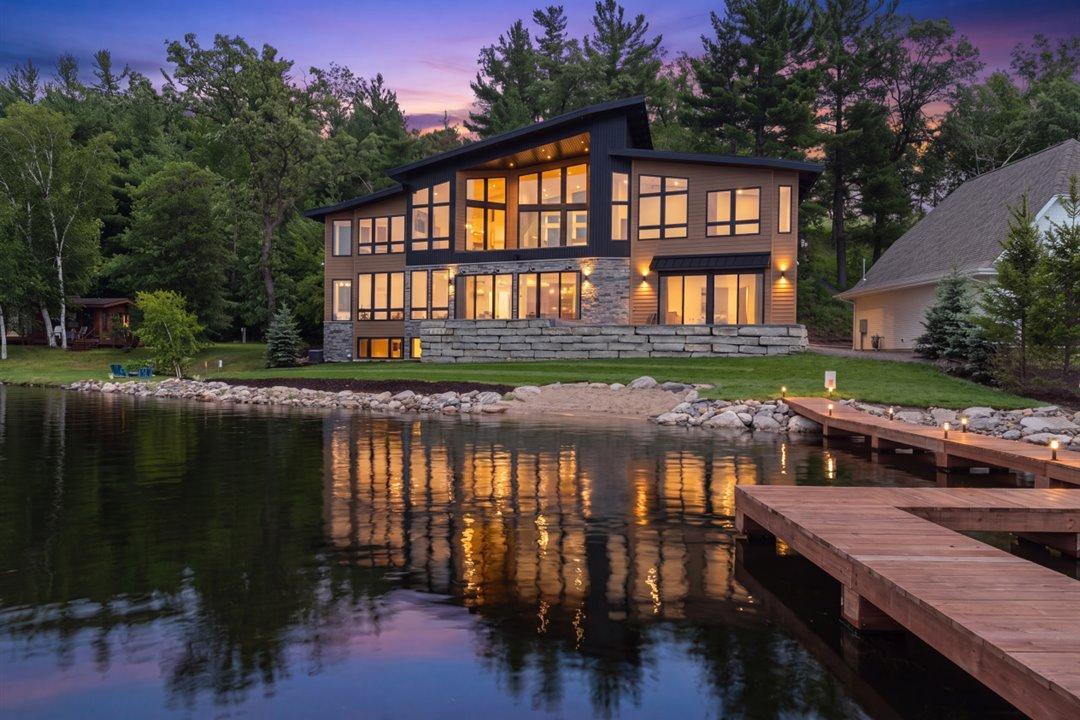 Photo 1 of Mansion for sale at 11245 E Steamboat Bay Dr, Brainerd, MN 56401 | MLS# 7069746 | Listing updated on 2026-10-05