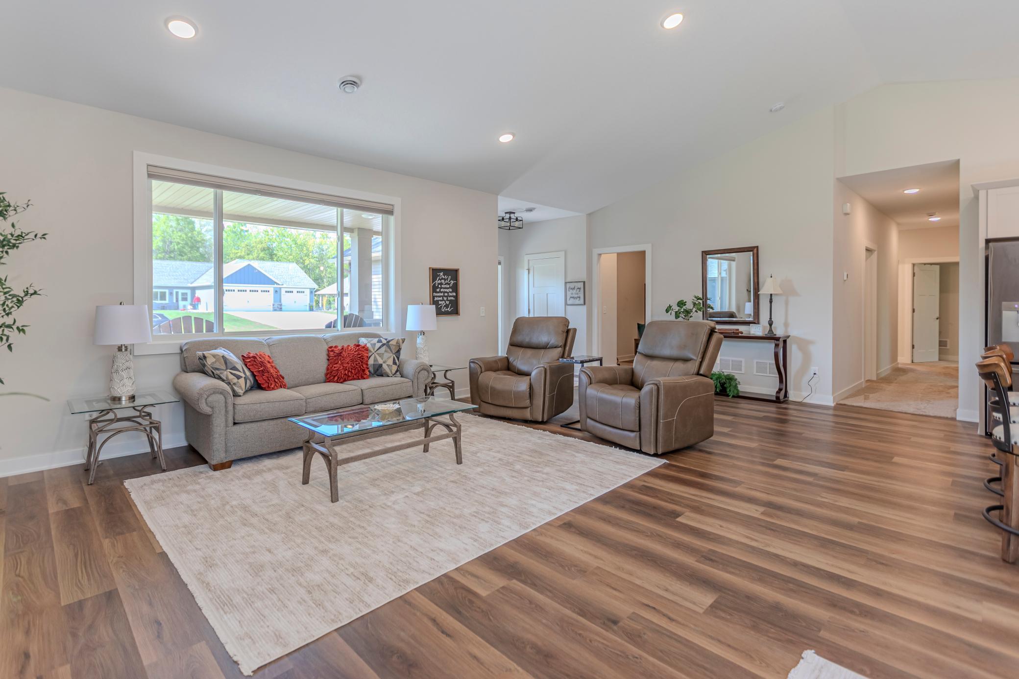 Photo 4 of Single family home for sale at 4704 381st Trail, North Branch, MN 55056 | MLS# 7079082 | Listing updated on 2026-09-21