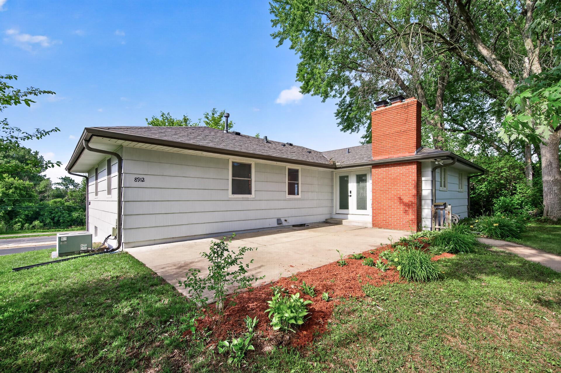 Photo 3 of Single family home for sale at 8912 Tretbaugh Dr, Minneapolis, MN 55431 | MLS# 7085325 | Listing updated on 2026-10-26