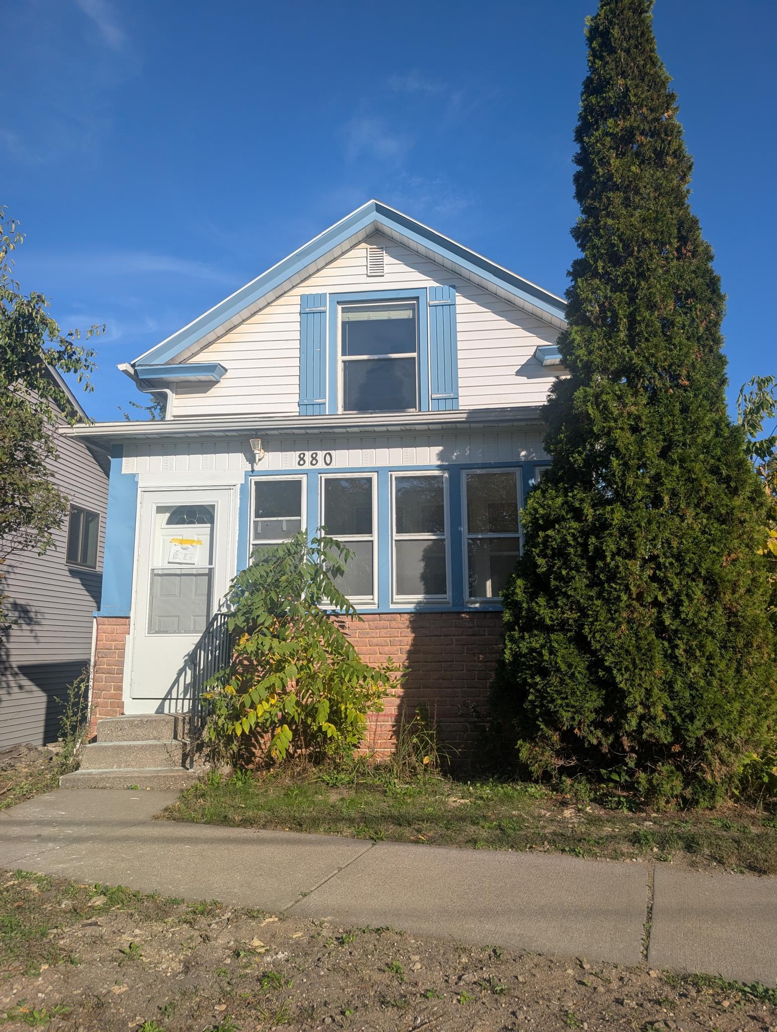 Single family home for sale at 880 Jackson St, Saint Paul, MN 55117 | MLS# 7086492