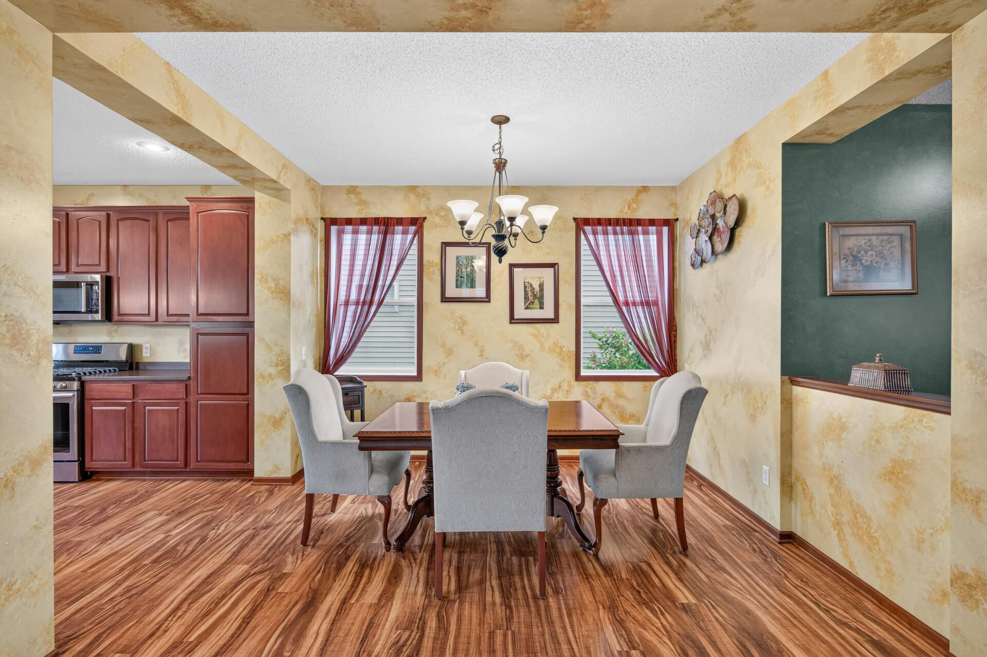 Photo 4 of Single family home for sale at 1779 Fescue Ct, Shakopee, MN 55379 | MLS# 7086594 | Listing updated on 2026-09-21