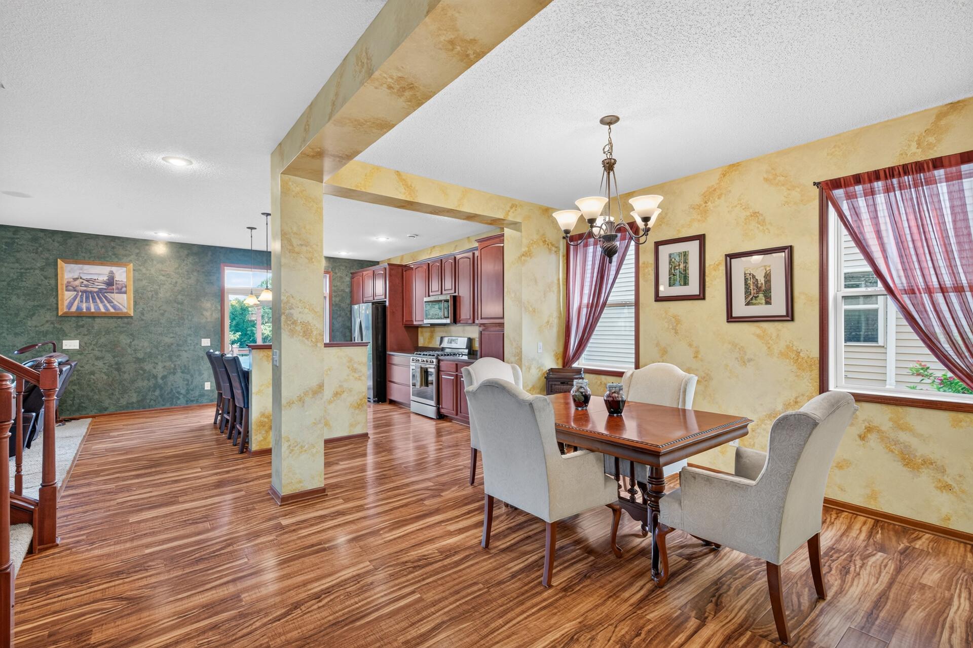 Photo 3 of Single family home for sale at 1779 Fescue Ct, Shakopee, MN 55379 | MLS# 7086594 | Listing updated on 2026-09-21