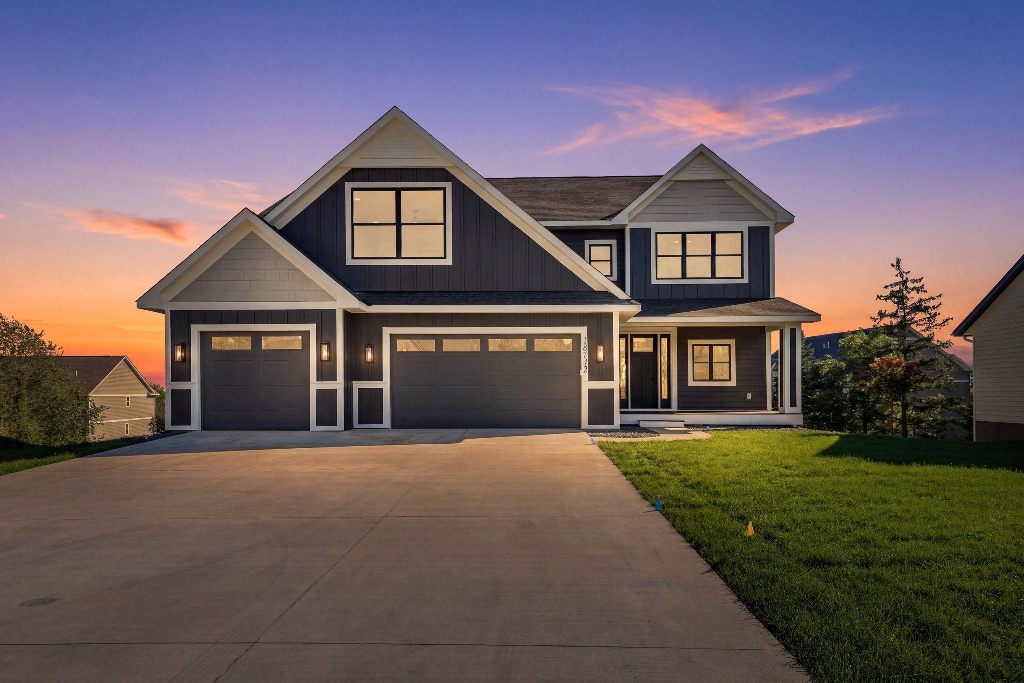 Photo 1 of Mansion for sale at 18742 Jarosite Ct, Lakeville, MN 55044 | MLS# 7087334 | Listing updated on 2026-10-16
