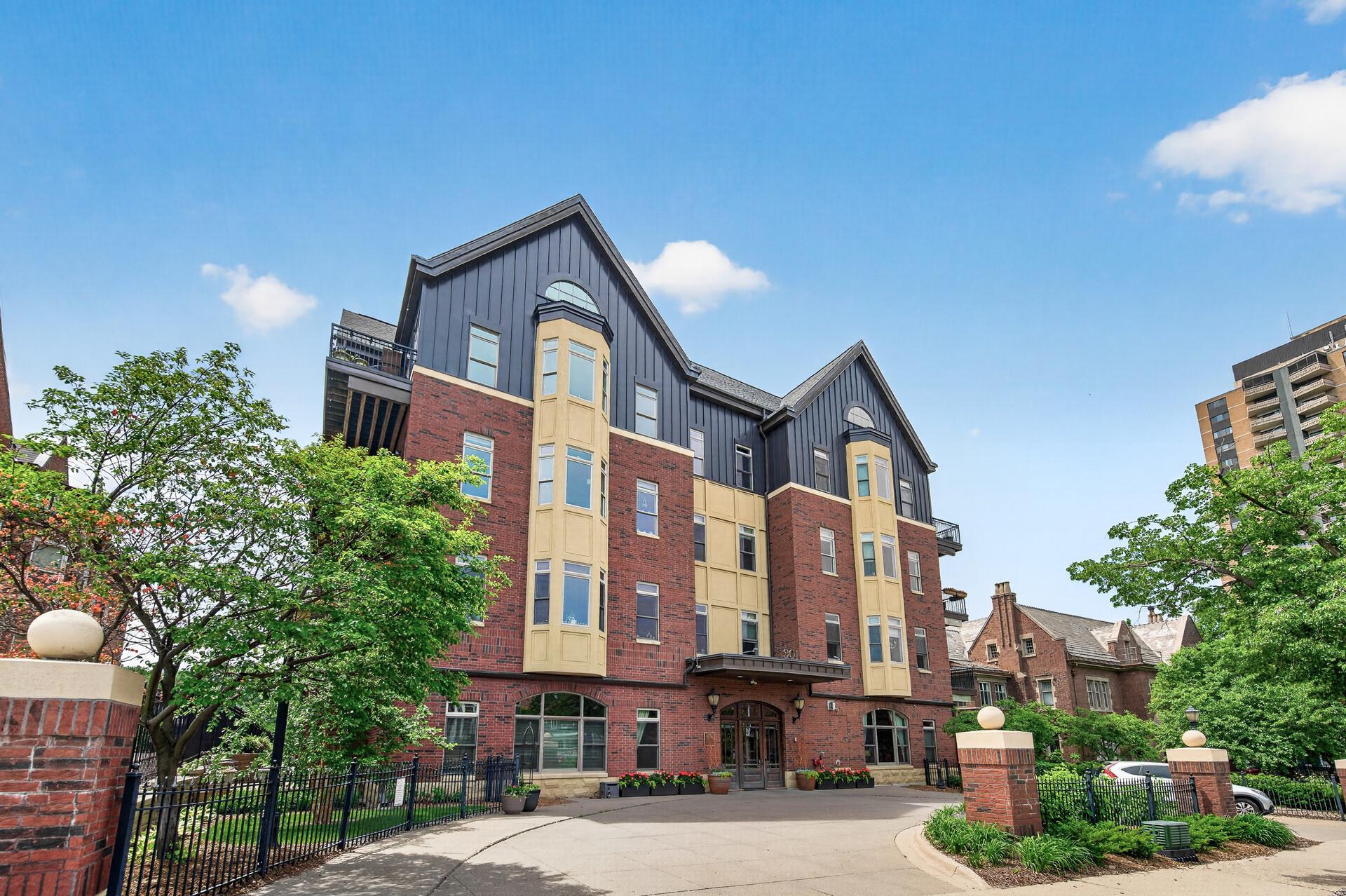 Photo 3 of Condo for sale at 301 Clifton Ave #1A, Minneapolis, MN 55403 | MLS# 7087592 | Listing updated on 2026-10-24
