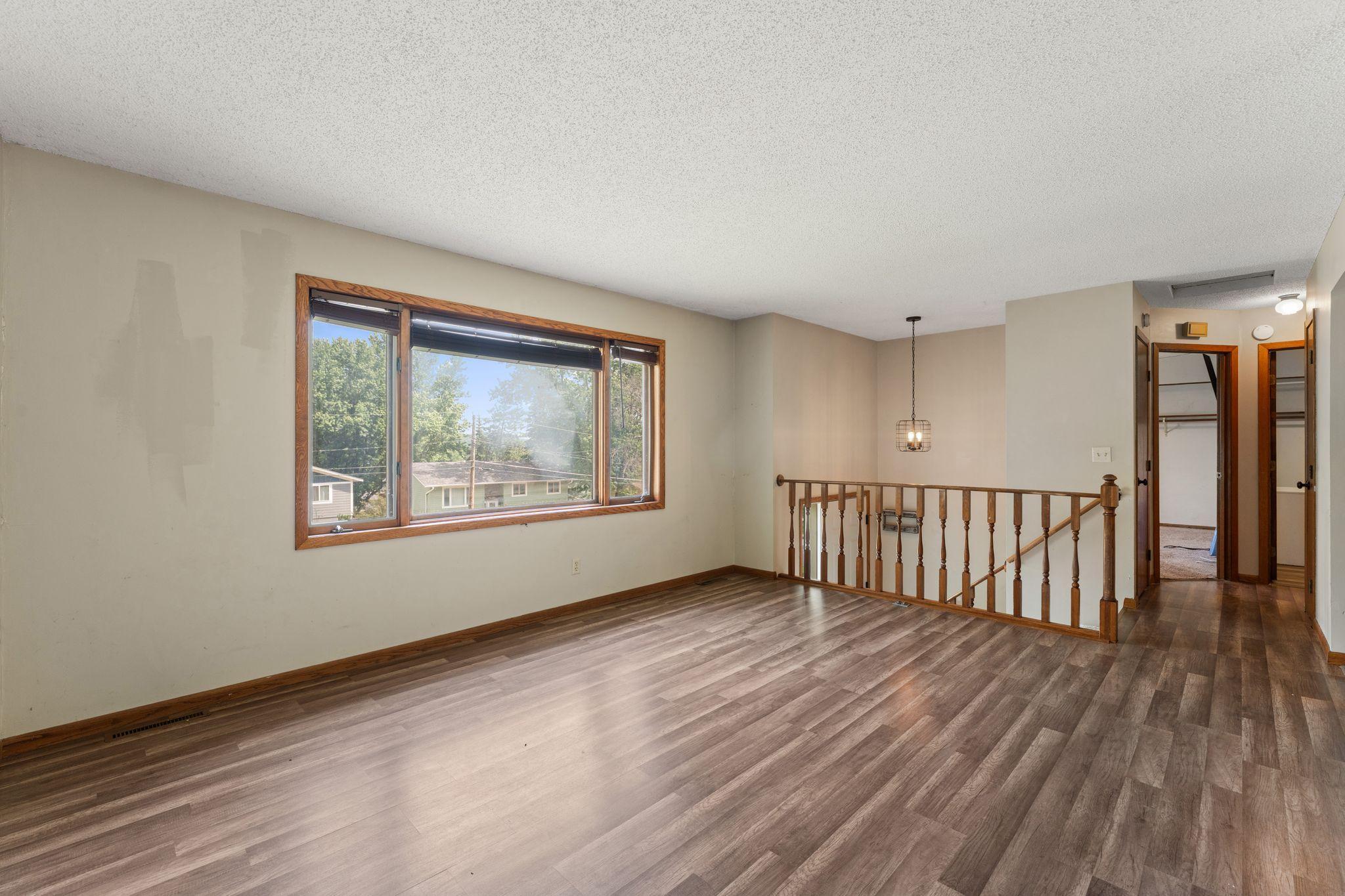 Photo 3 of Single family home for sale at 509 Mill St E, Cannon Falls, MN 55009 | MLS# 7088976 | Listing updated on 2026-09-21