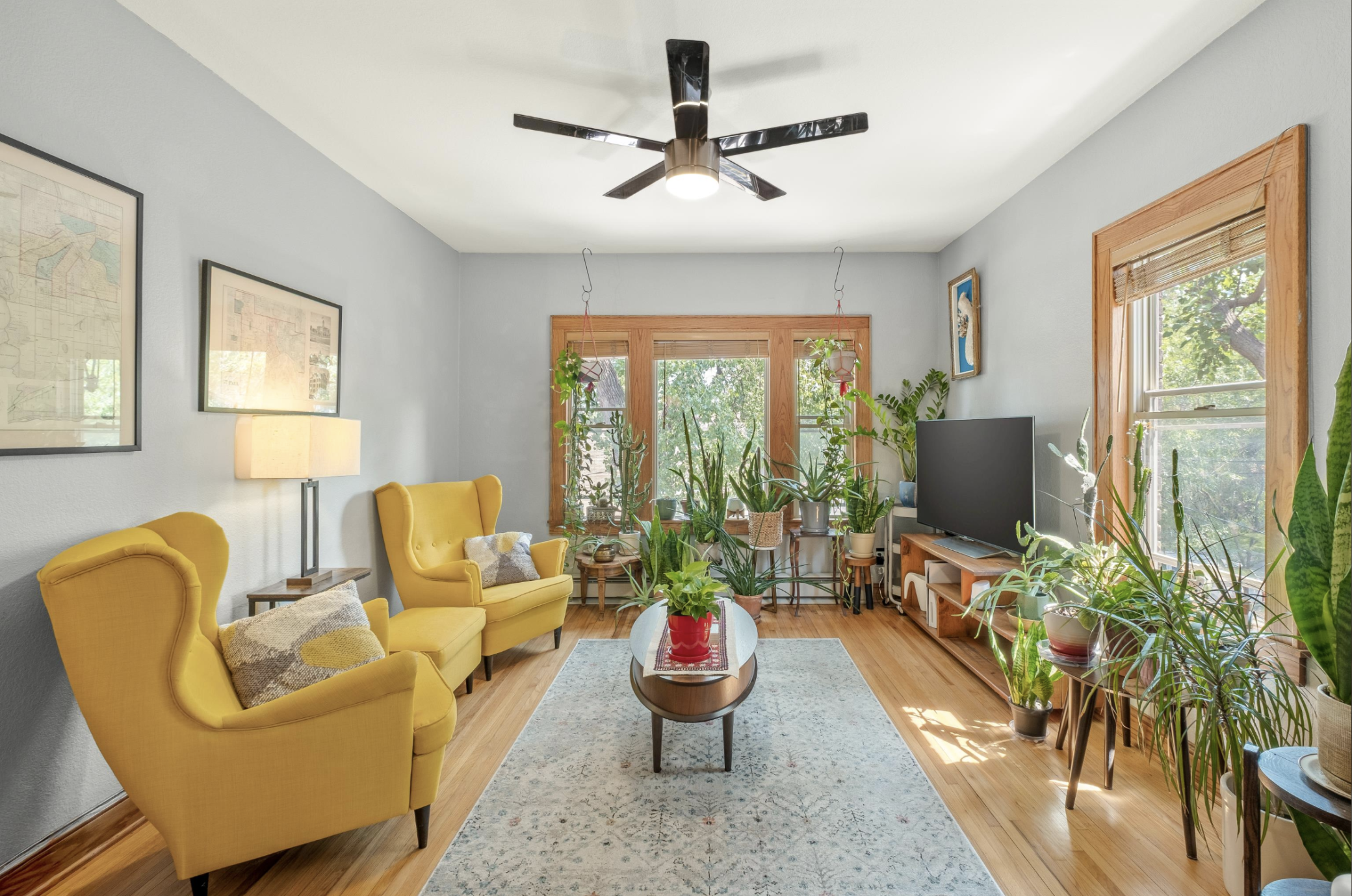 Photo 3 of Condo for sale at 2701 Harriet Ave #202, Minneapolis, MN 55408 | MLS# 7089101 | Listing updated on 2026-10-23