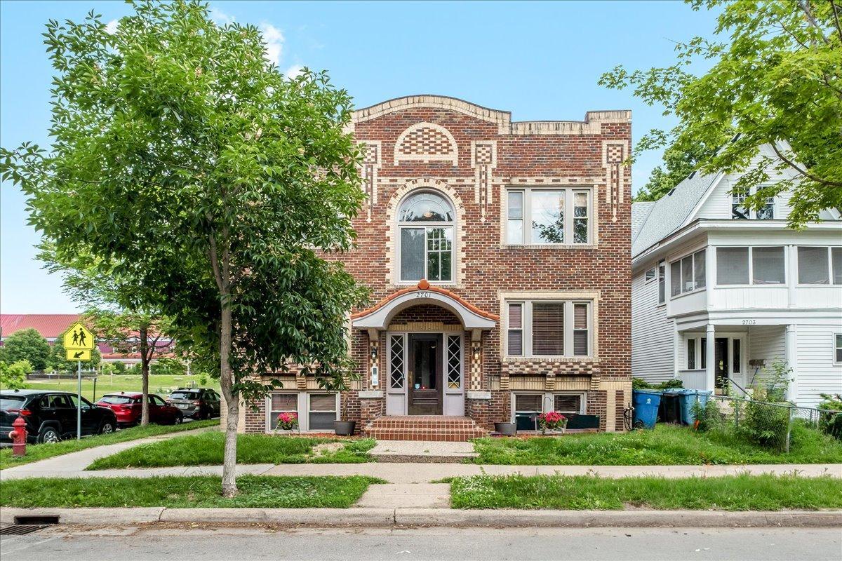 Photo 2 of Condo for sale at 2701 Harriet Ave #202, Minneapolis, MN 55408 | MLS# 7089101 | Listing updated on 2026-10-23