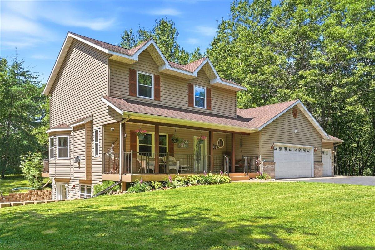 Photo 2 of Single family home for sale at 733 220th Street, Osceola, WI 54020 | MLS# 7089481 | Listing updated on 2026-09-21